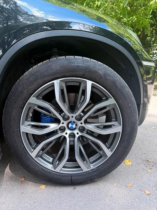 Schwarz Gebraucht 2009 BMW X6 SUV | 20.000 € - Bild 1/4