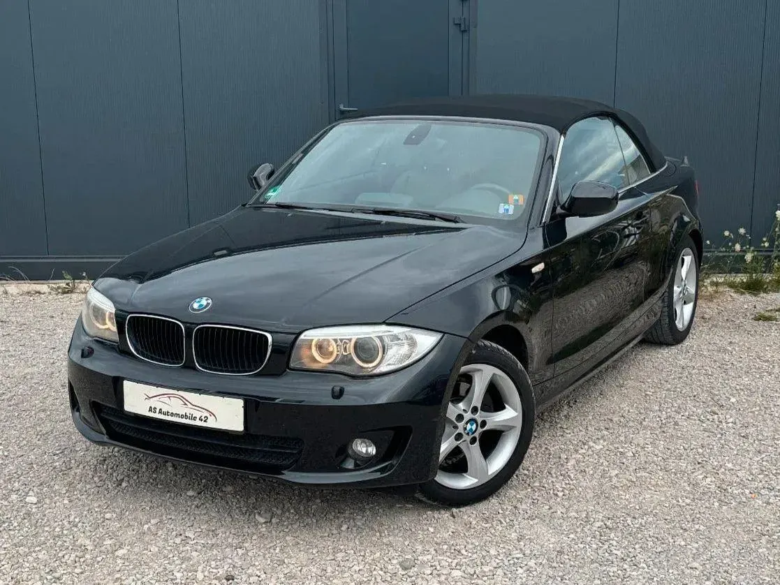 Gebraucht BMW 118 Comfort Edition 143 PS (105 kW) 2014 Schwarz Kleinwagen