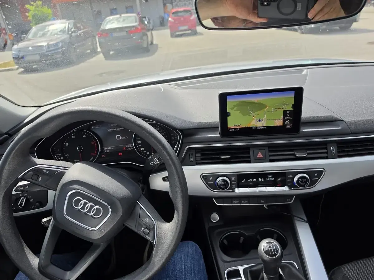 Gebraucht Audi A4 150 PS (110 kW) 2016 Grau Limousine