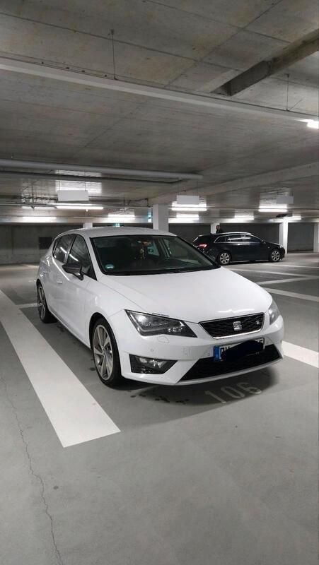 Weiß Gebraucht 2013 Seat Leon FR Kleinwagen | 9.200 € (Fairer Preis) - Bild 1/4
