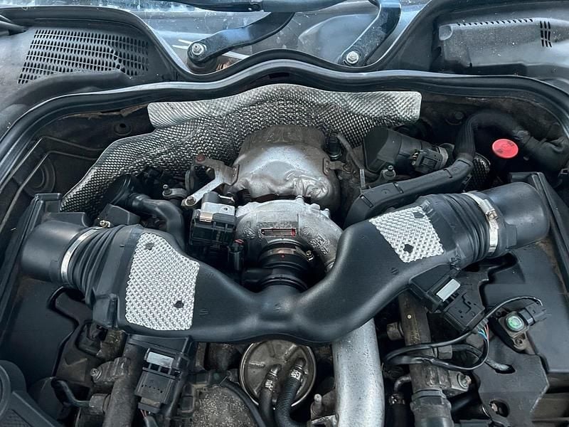 Gebraucht Mercedes E280 190 PS (139 kW) 2005 Andere farben Limousine