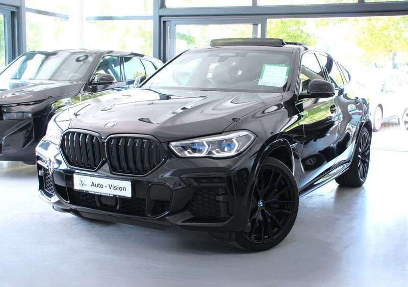 Black sapphire metallic Gebraucht 2022 BMW X6 M SUV | 61.900 € (Fairer Preis) - Bild 1/3