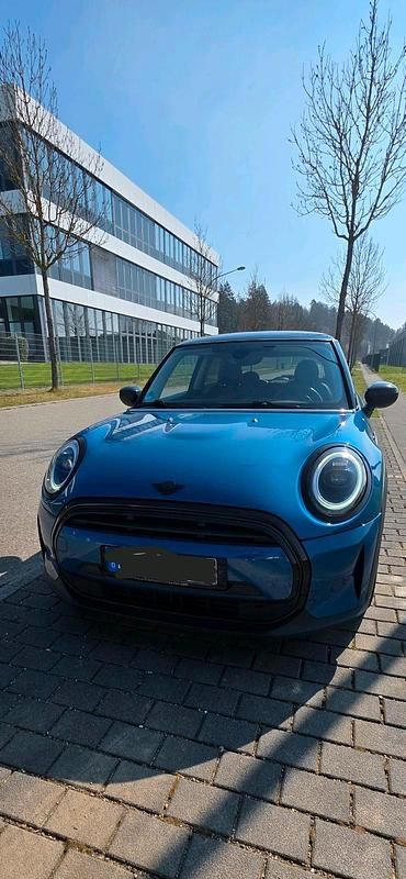 Gebraucht Mini Cooper 136 PS (100 kW) 2021 Blau Kleinwagen