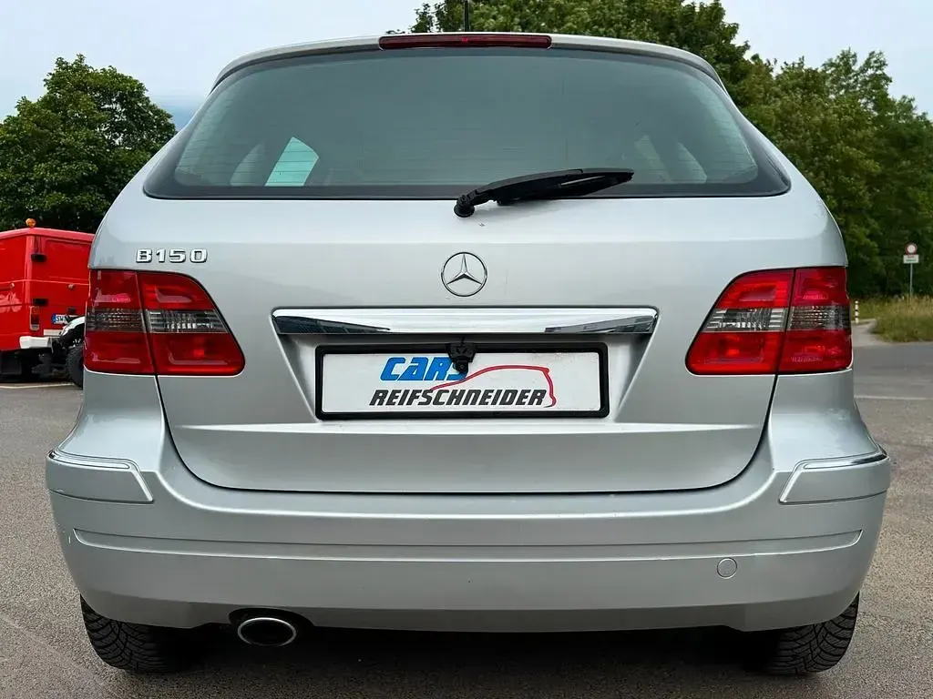 Gebraucht Mercedes B150 95 PS (69 kW) 2006 Silber Van / Kleinbus