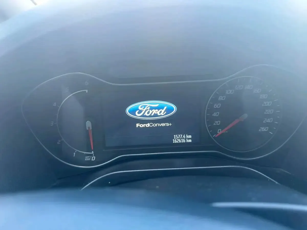 Gebraucht Ford S-MAX 160 PS (117 kW) 2012 Grau Van / Kleinbus