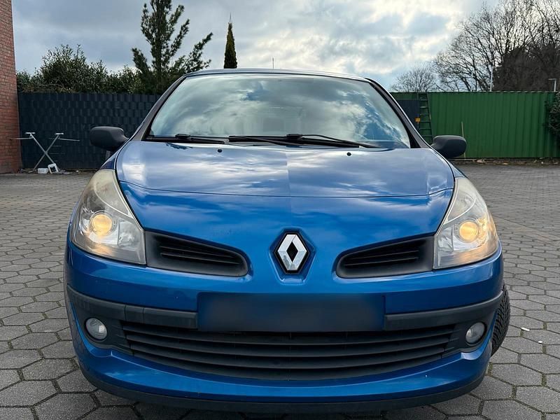 Gebraucht Renault Clio II 75 PS (55 kW) 2008 Blau Kleinwagen