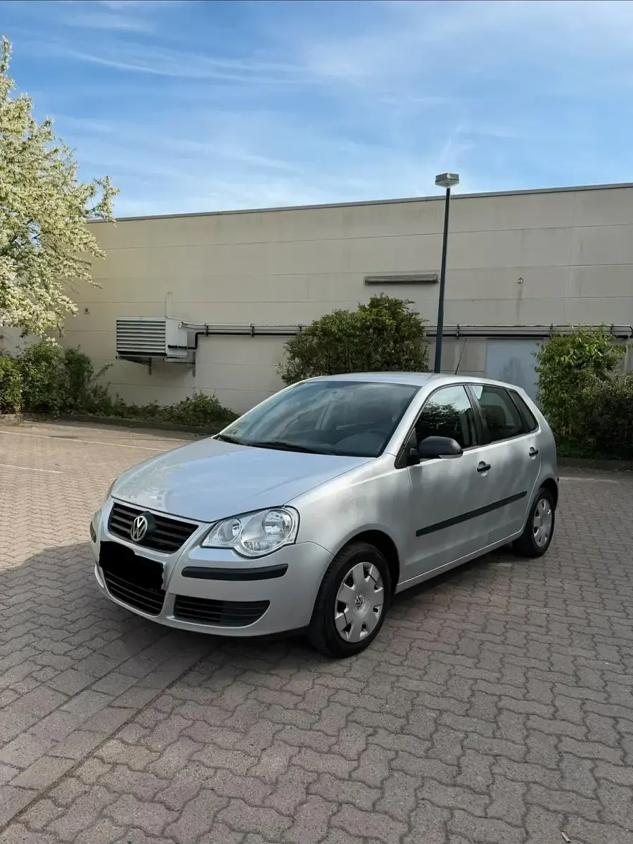 Gebraucht VW Polo 54 PS (39 kW) 2005 Silber Kleinwagen