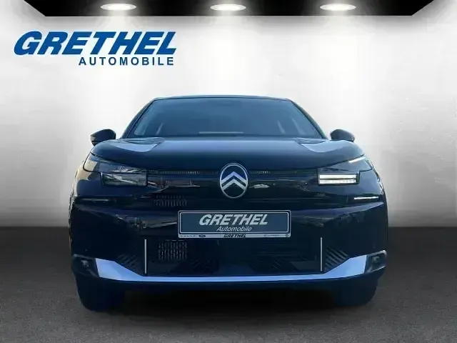 Neu Citroën C4 146 PS (107 kW) 2026 Schwarz SUV