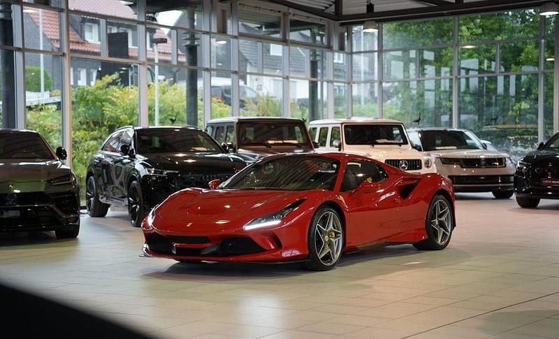 Gebraucht Ferrari F8 721 PS (530 kW) 2023 Rot Cabrio
