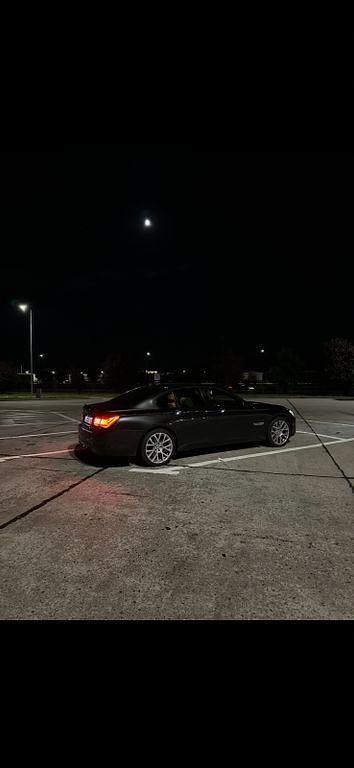 Gebraucht BMW 730 245 PS (180 kW) 2010 Schwarz Limousine