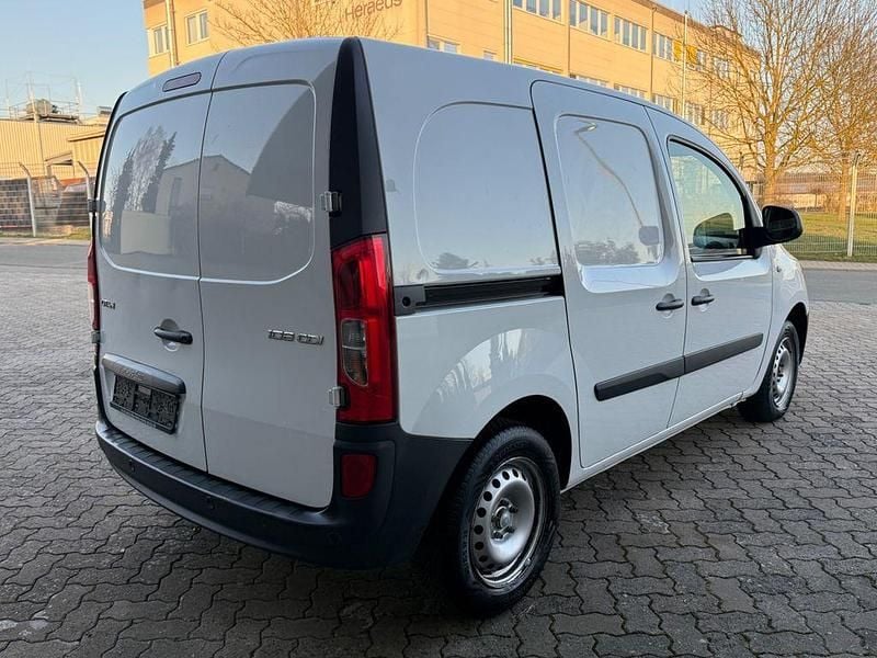 Gebraucht Mercedes Citan 108 80 PS (58 kW) 2020 Weiß Van / Kleinbus