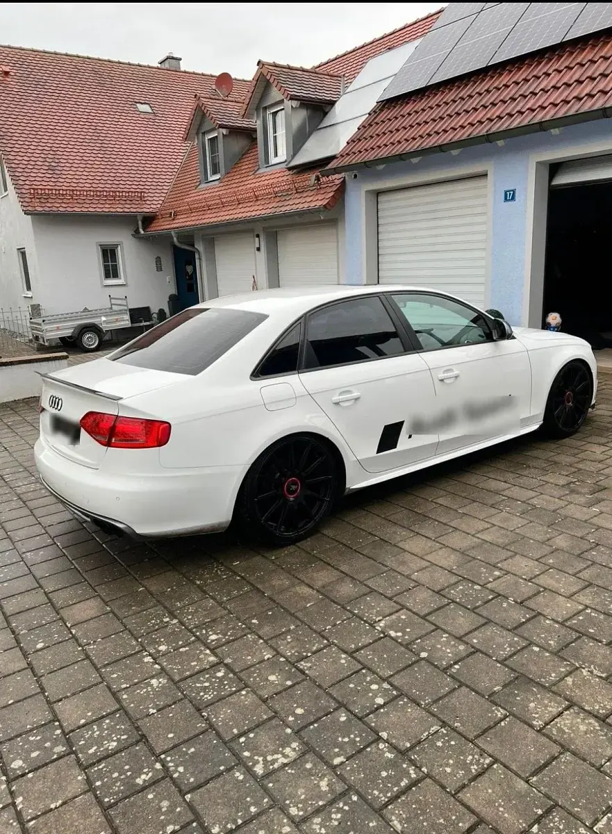 Gebraucht Audi A4 270 PS (198 kW) 2008 Weiß Limousine