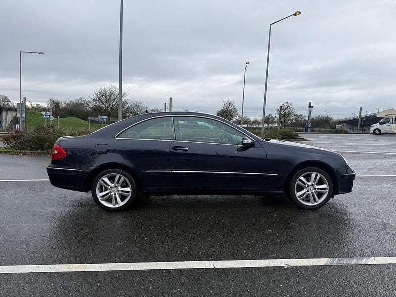 Gebraucht Mercedes CLK200 Avantgarde 184 PS (135 kW) 2007 Blau Coupé