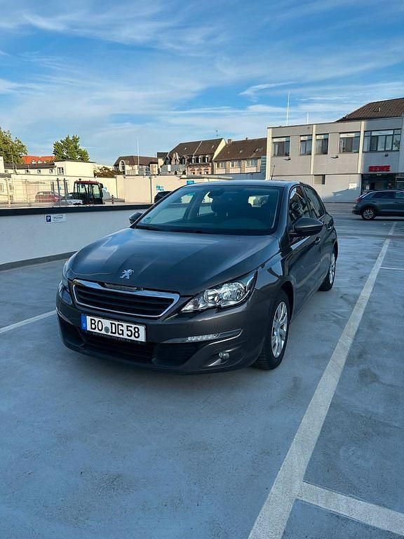 Braun Gebraucht 2014 Peugeot 308 Limousine | 6.000 € (Guter Preis) - Bild 1/4