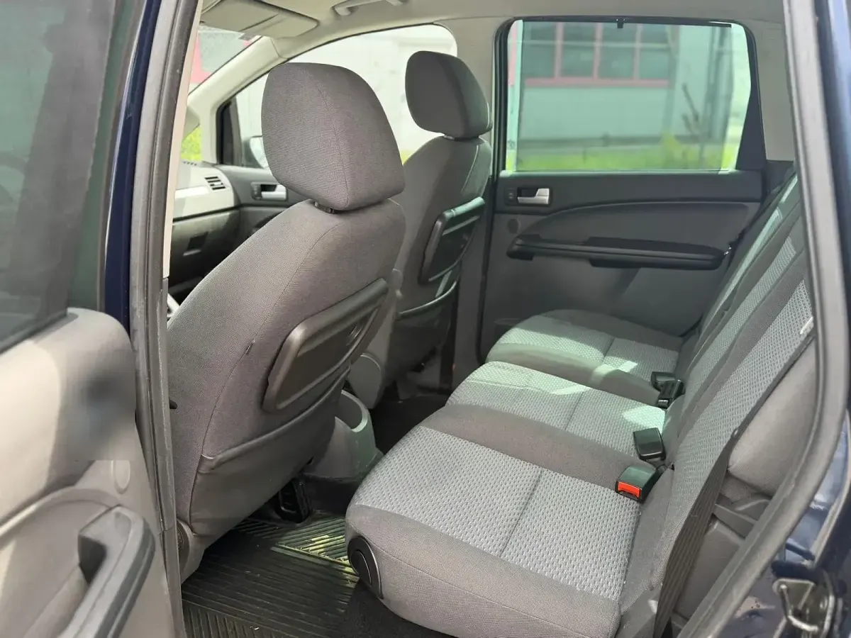 Gebraucht Ford C-MAX S 116 PS (85 kW) 2005 Blau Van / Kleinbus