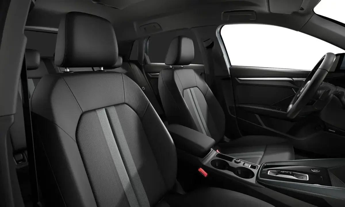 Gebraucht Audi A3 Advanced 116 PS (85 kW) 2025 Distriktgrün metallic Limousine