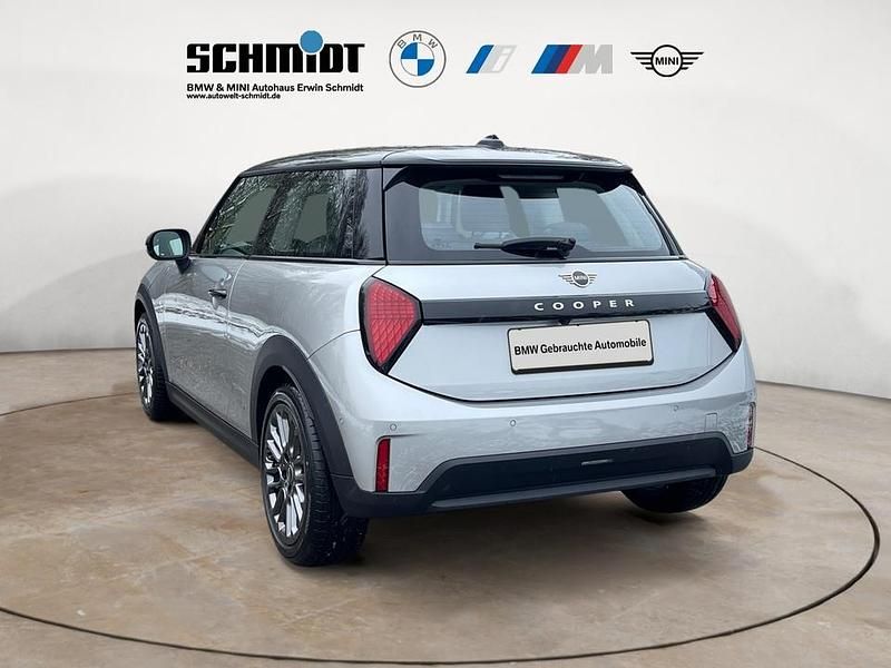 Gebraucht Mini Cooper Classic 156 PS (114 kW) 2024 (silber)  melting silver Kleinwagen