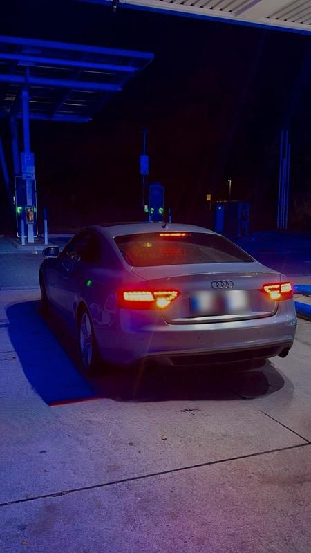 Gebraucht Audi A5 S-Line 240 PS (176 kW) 2010 Silber Coupé