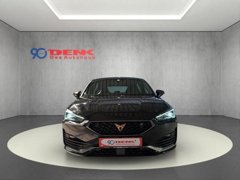 Second-hand Cupra Leon 150 CP (110 kW) 2023 Negru Berlinǎ