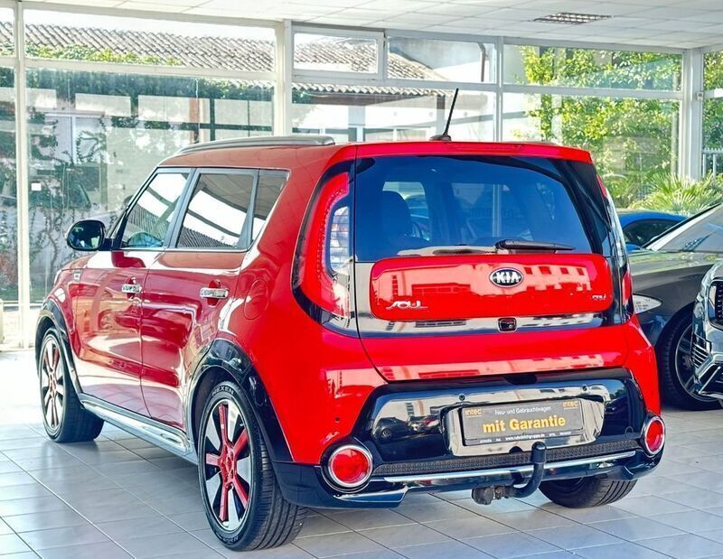 Gebraucht Kia Soul 136 PS (100 kW) 2015 Rot SUV