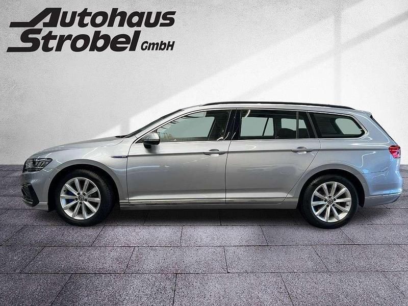 Gebraucht VW Passat GTE 218 PS (160 kW) 2022 Pyritsilber metallic Kombi