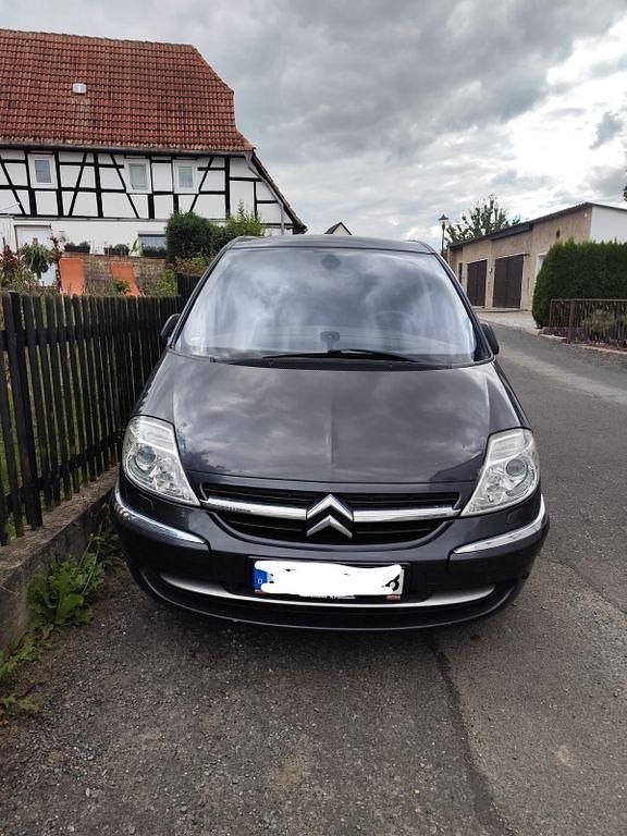 Schwarz Gebraucht 2009 Citroën C8 Exclusive Van / Kleinbus | 4.250 € (Fairer Preis) - Bild 1/4