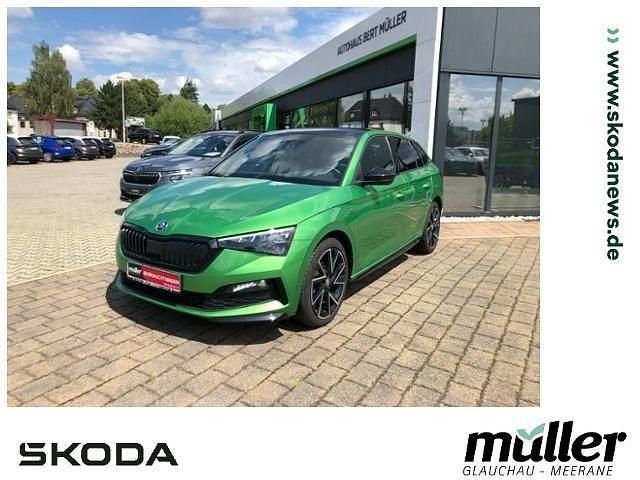 Grün (rallyegrün metallic) Gebraucht 2020 Skoda Scala Monte Carlo Kleinwagen | 17.990 € (Fairer Preis) - Bild 1/4