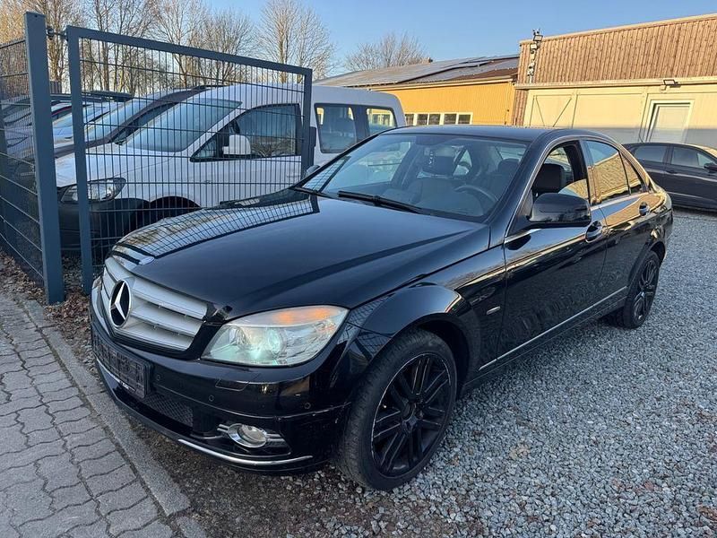 Gebraucht Mercedes C180 156 PS (114 kW) 2007 Schwarz Limousine