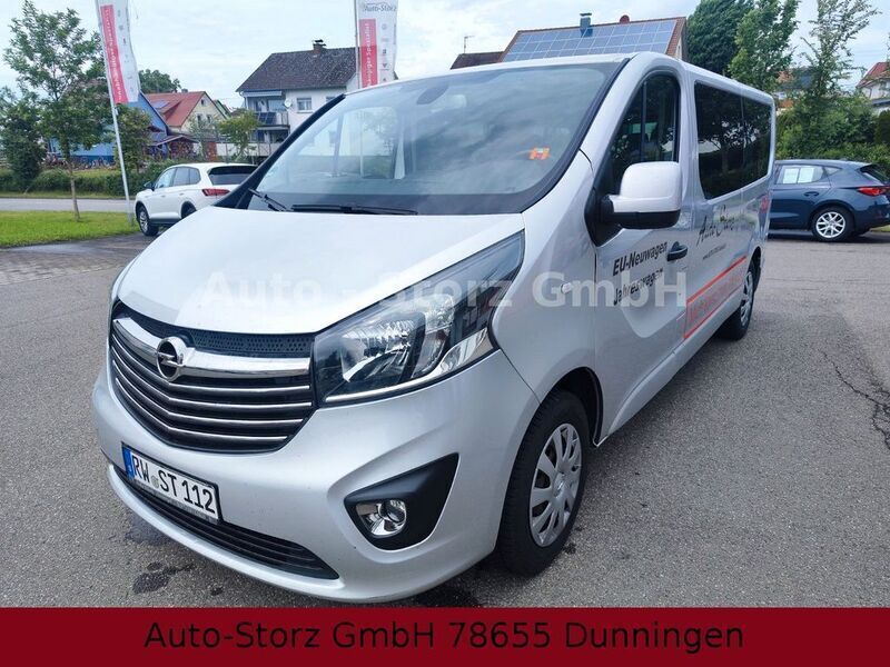 Silber Gebraucht 2017 Opel Vivaro Van | 18.490 € - Bild 1/4