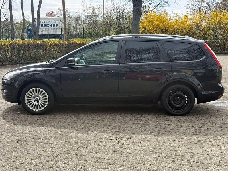Używany Ford Focus Titanium 109 KM (80 kW) 2010 Czarny Kombi