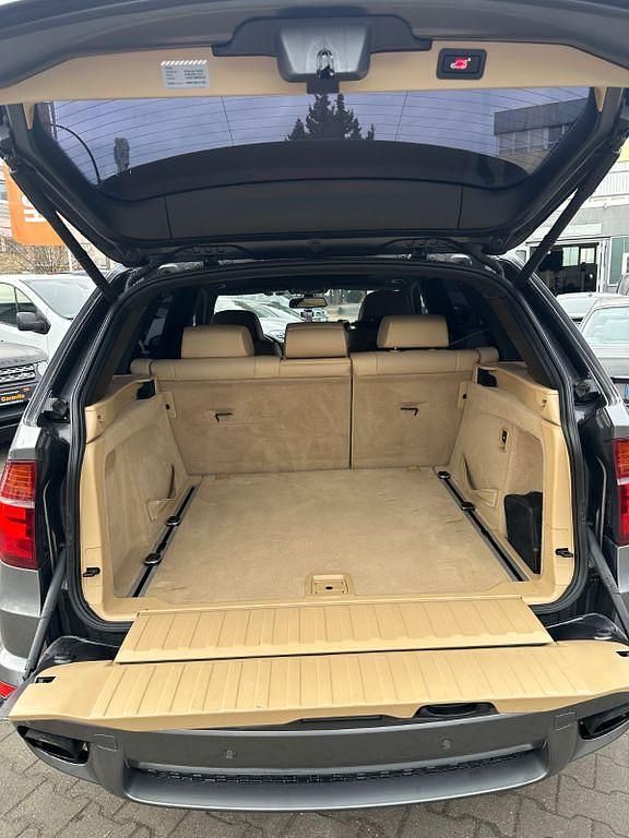 Gebraucht BMW X5 Performance 306 PS (225 kW) 2010 Grau SUV