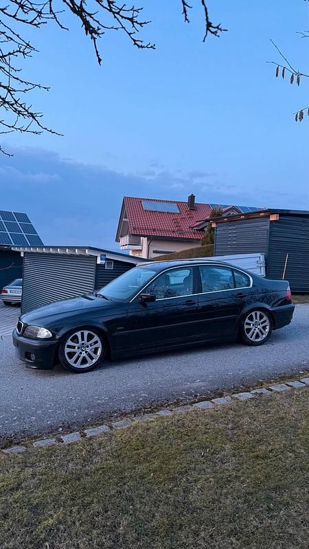Gebraucht BMW 323 170 PS (125 kW) 1999 Schwarz Limousine