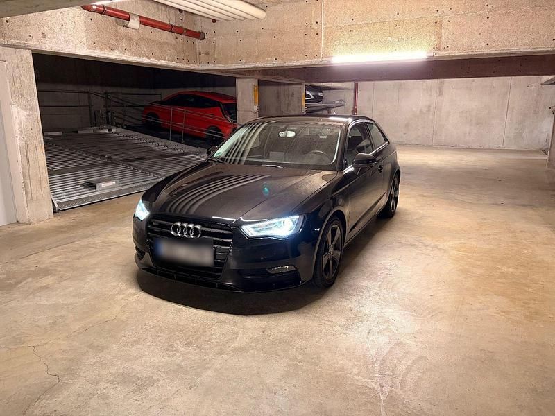 Schwarz Gebraucht 2014 Audi A3 S-Line Limousine | 8.700 € (Superpreis) - Bild 1/4