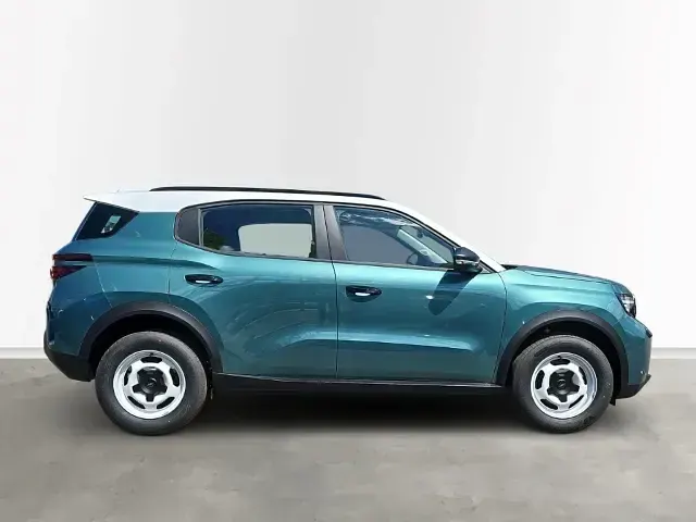 Gebraucht Opel Frontera Design Edition 136 PS (100 kW) 2025 Gruen SUV