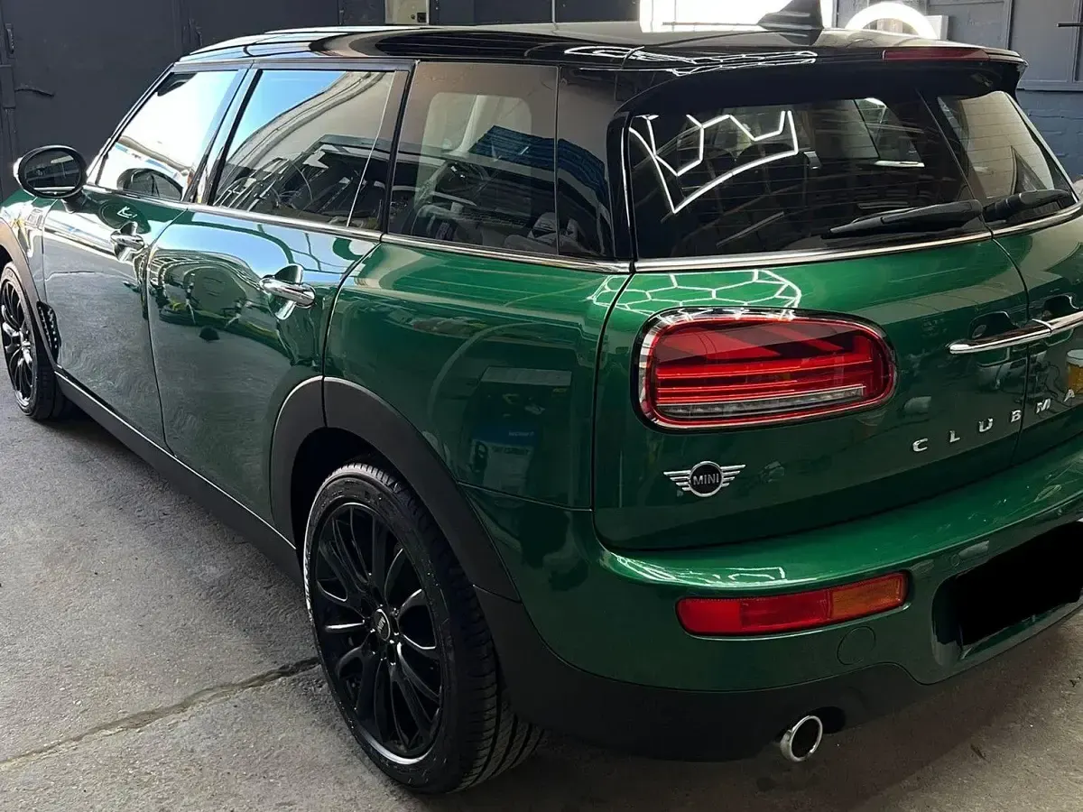 Gebraucht Mini Cooper D 150 PS (110 kW) 2020 Grün Kleinwagen