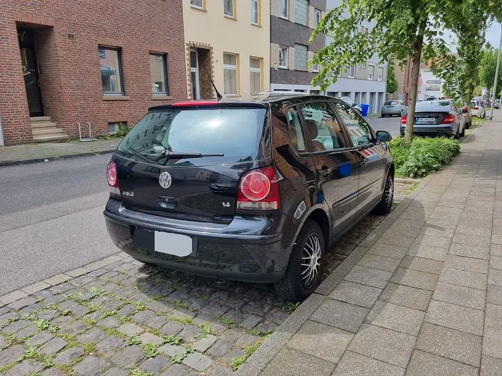 Gebraucht VW Polo Trendline 80 PS (58 kW) 2006 Schwarz Kleinwagen