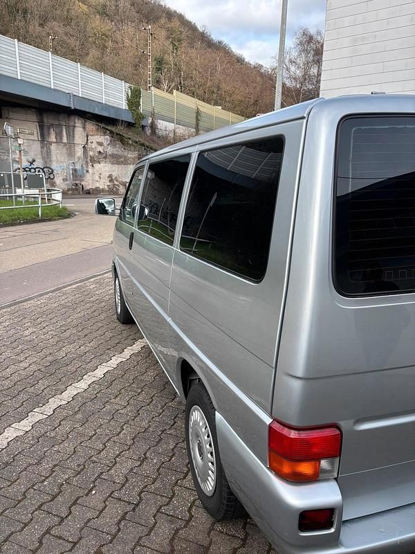 Gebraucht VW Transporter 116 PS (85 kW) 2002 Silber Van