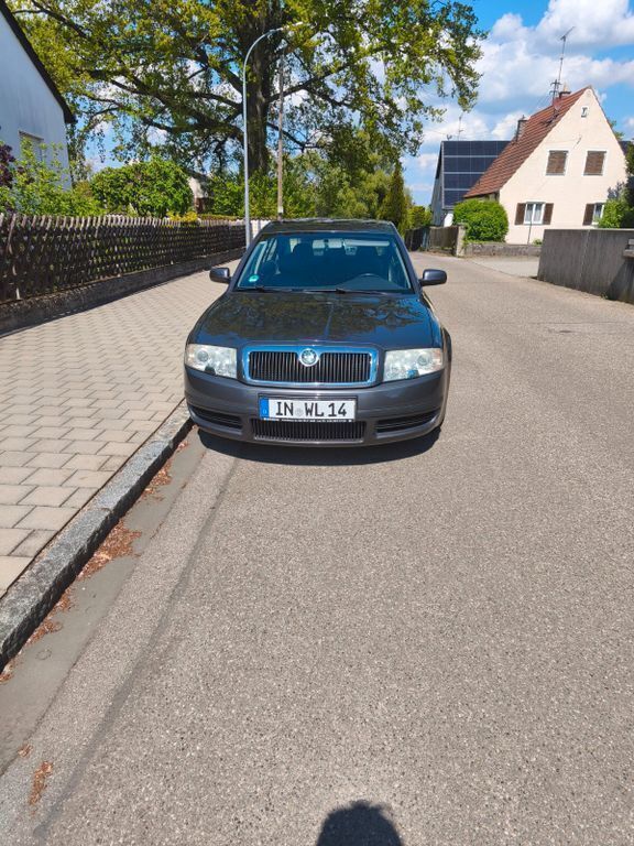 Gebraucht 2004 Skoda Superb Elegance Limousine | 2.100 € (Fairer Preis) - Bild 1/4