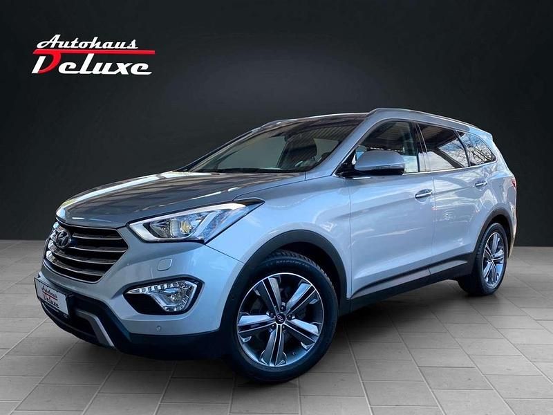 Sleek silver / met Gebraucht 2016 Hyundai Grand Santa Fe SUV | 21.900 € (Fairer Preis) - Bild 1/4