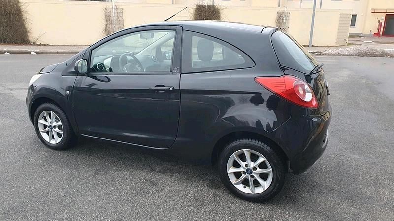 Gebraucht Ford Ka 69 PS (50 kW) 2009 Schwarz Kleinwagen