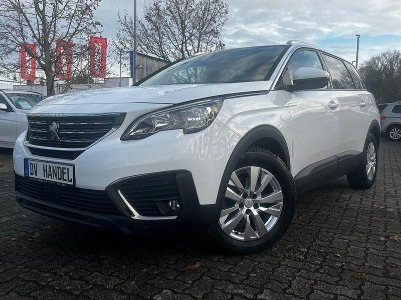 Weiß Gebraucht 2019 Peugeot 5008 SUV | 16.999 € (Fairer Preis) - Bild 1/4