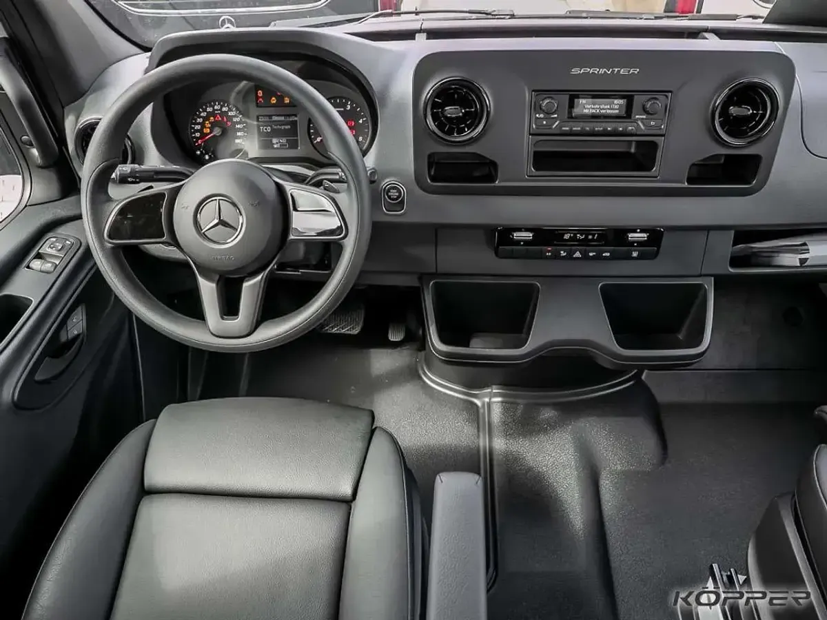 Neu Mercedes Sprinter 190 PS (139 kW) 2025 Arktikweiß Van