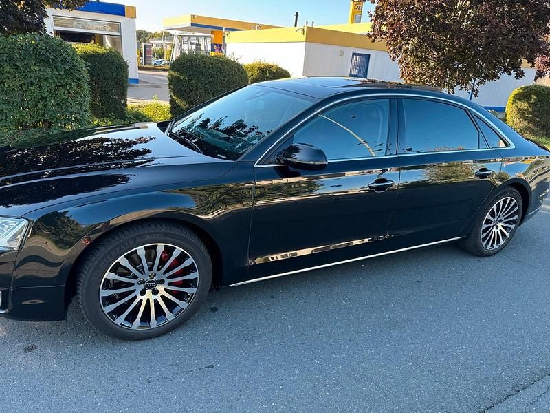 Second-hand Audi A8L 258 CP (189 kW) 2014 Negru Berlinǎ