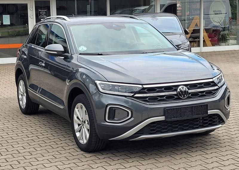 Gebraucht VW T-Roc Style 150 PS (110 kW) 2023 Schwarz SUV
