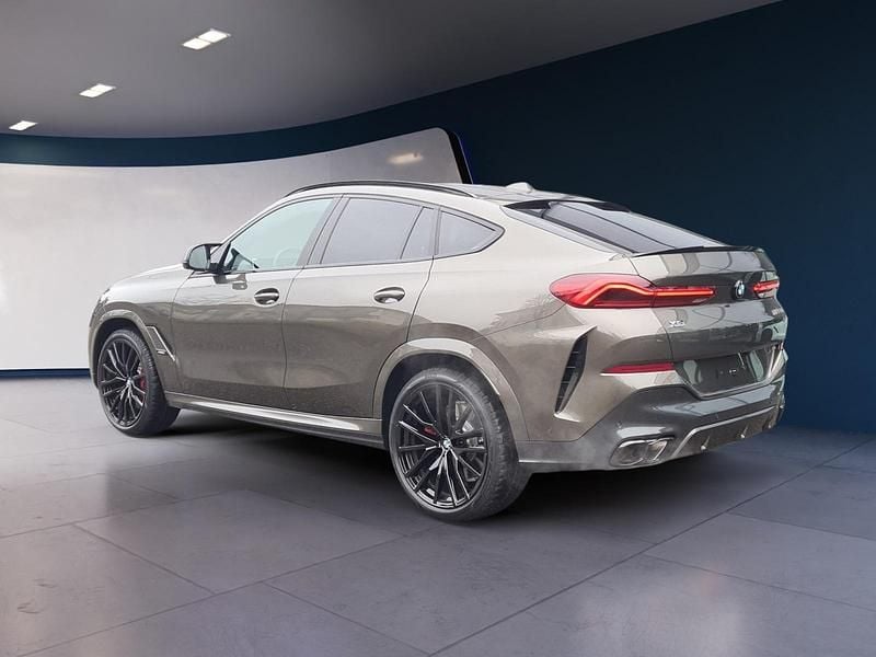 Gebraucht BMW X6 M Sport 530 PS (389 kW) 2025 Manhattan metallic SUV