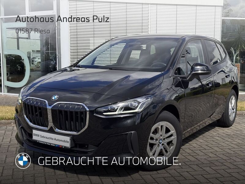 Schwarz Gebraucht 2022 BMW 218 Van / Kleinbus | 26.407 € (Fairer Preis) - Bild 1/4