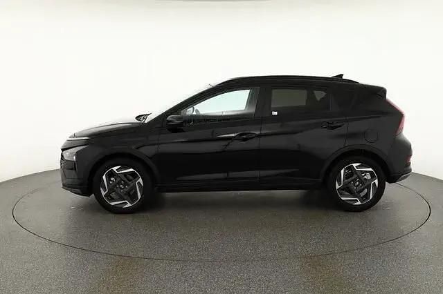 Neu Hyundai Bayon 101 PS (74 kW) 2025 Schwarz SUV
