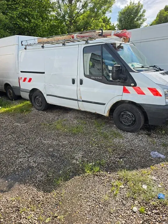 Gebraucht Ford Transit 125 PS (91 kW) 2012 Weiß Pickup