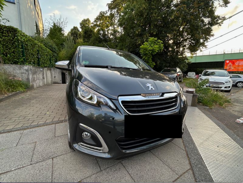 Grau Gebraucht 2019 Peugeot 108 Active Kleinwagen | 9.200 € (Fairer Preis) - Bild 1/4
