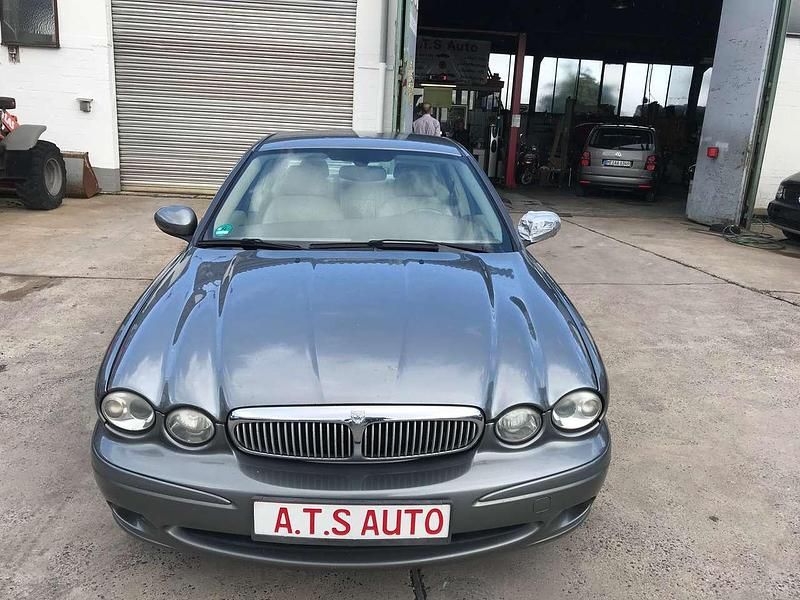 Gebraucht Jaguar X-type 196 PS (144 kW) 2006 Grau Limousine
